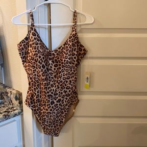 Summersalt Marina Leo 14.